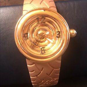 Like new light brown Von Dutch watch